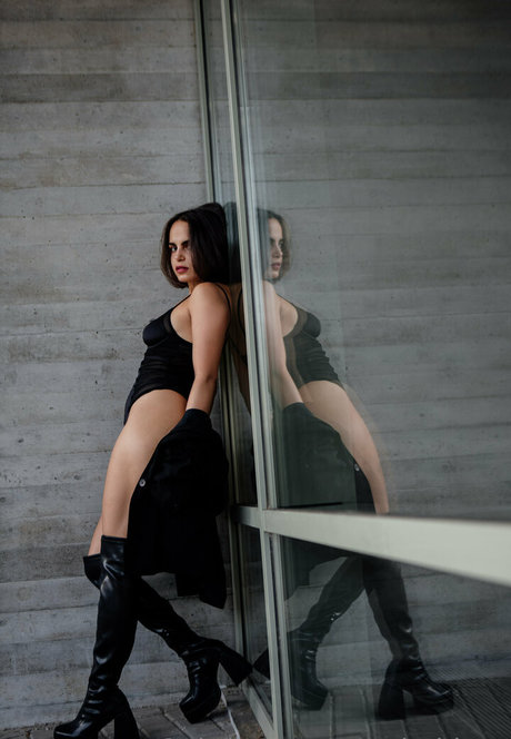 richelis star adult photos