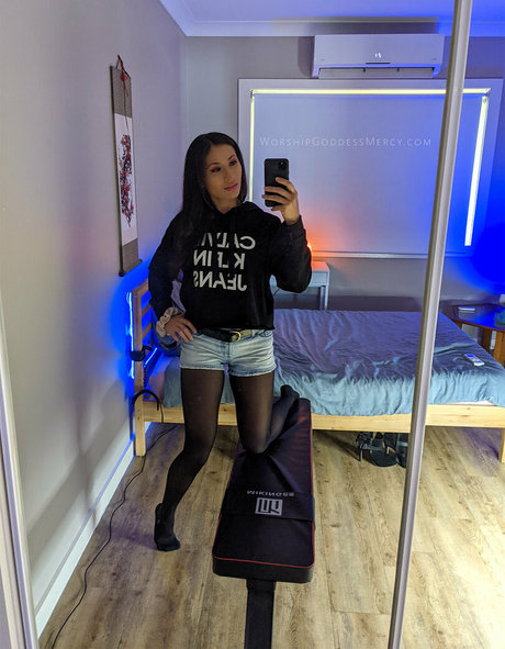 asian footjob onlyfans free naked img