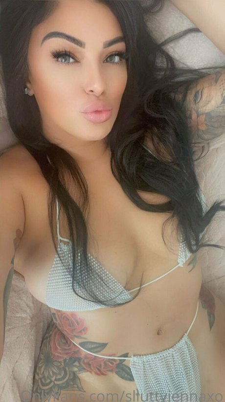 thick jennakumz pornstar free photo