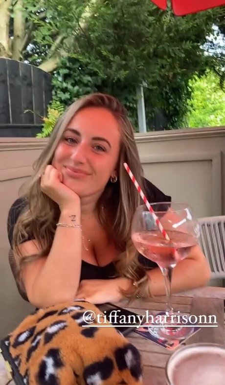 bikini model onlyfans hd archive