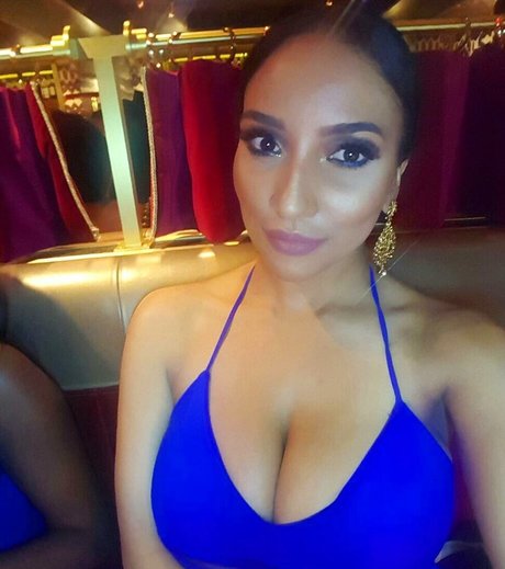 ShayLiving xxx model pictures