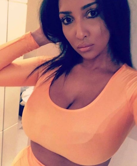 ShayLiving pornstar exclusive archive