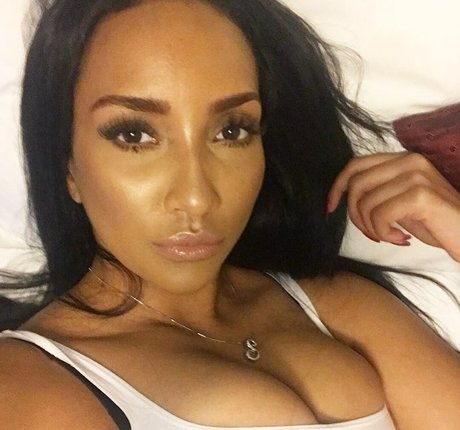 ShayLiving pornstar perfect pictures