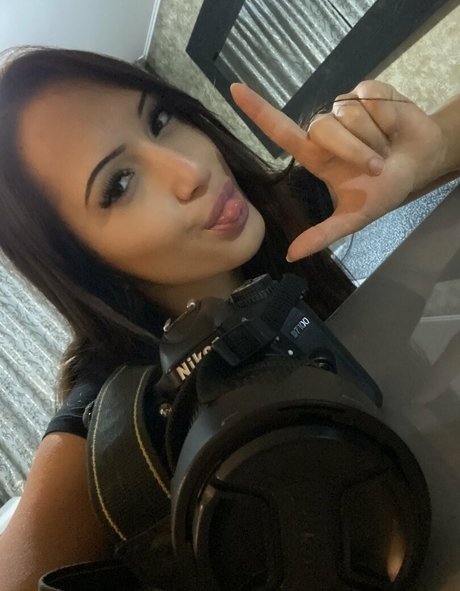 mishelgomezmodel Best Profile Photo