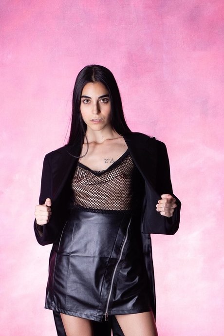 Annalisascano hot model gallery