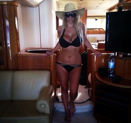 white pussy onlyfans free archive