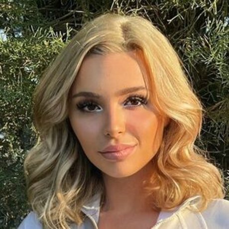 beautiful face onlyfans free xxx gallery