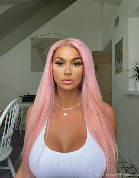 Haley Cure star erotic images