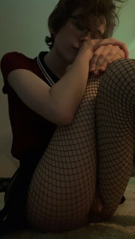 Bellafwee star nude picture