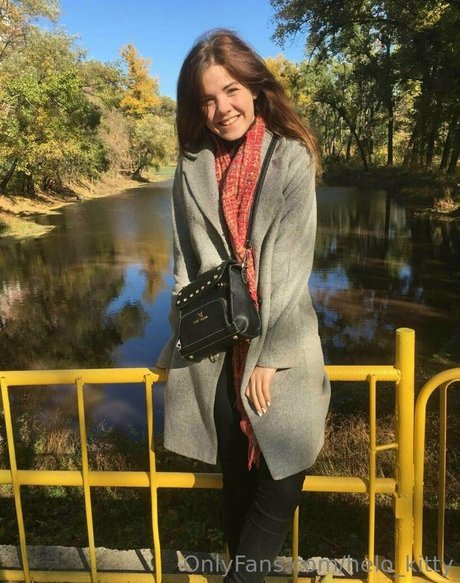 helo kitty pornstar hot image