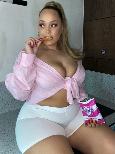 Natalie E Wade pornstar sex pictures