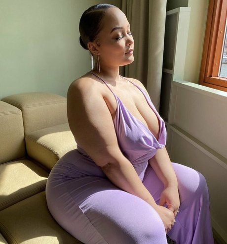 Natalie E Wade erotic star photo