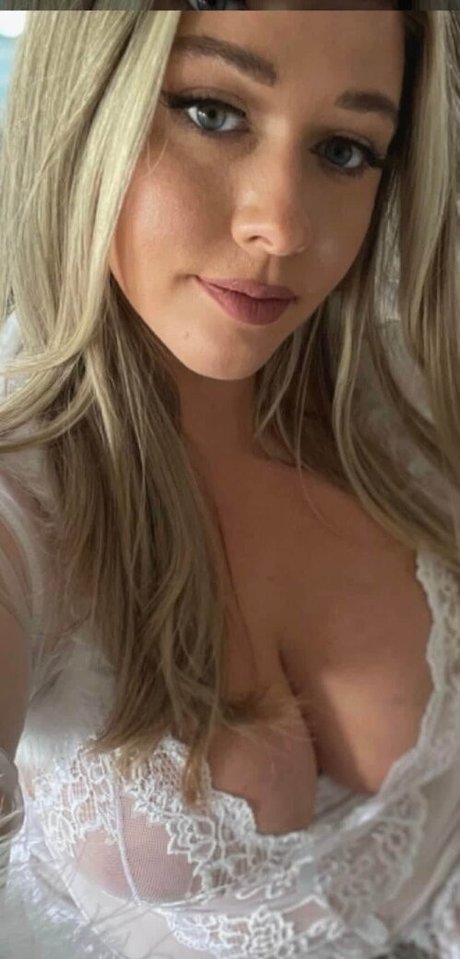 Ellanabryan pornstar hd pics