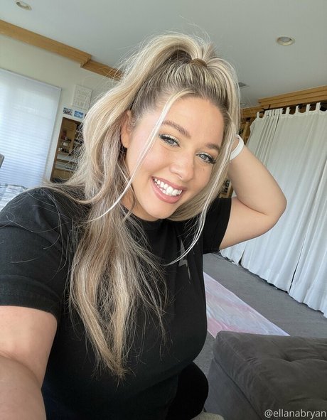 Ellanabryan naked pornstar photos