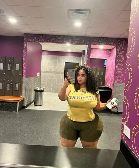 goddess07 high quality model pic