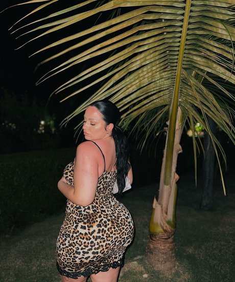 Anjadee nice star photo