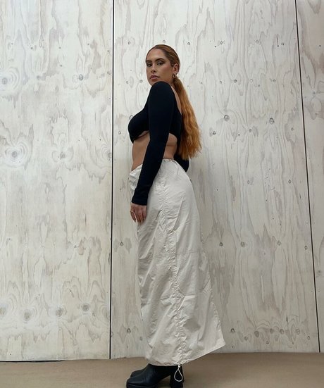 Ariella Nyssa pornstar free images