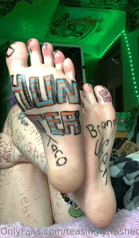 teasinglytrashed model free img