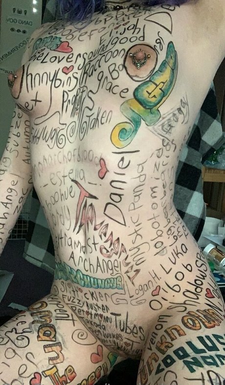 teasinglytrashed star erotic photos