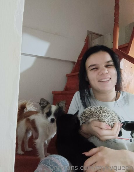 mykyqueen xxx model pic