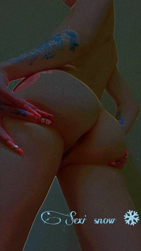 sexiisn0w pornstar hd image