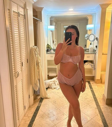 Georgia Ella Murphy top model photos