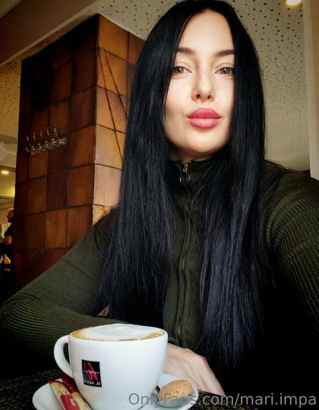 missmarriii erotic pornstar photo