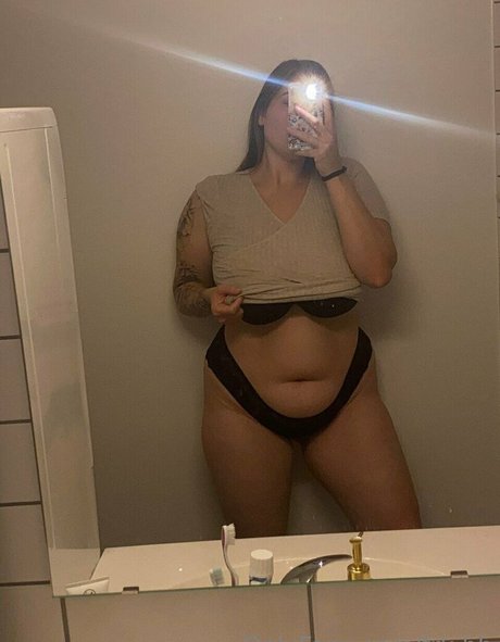 Nanna Frk bb model pornographic pictures