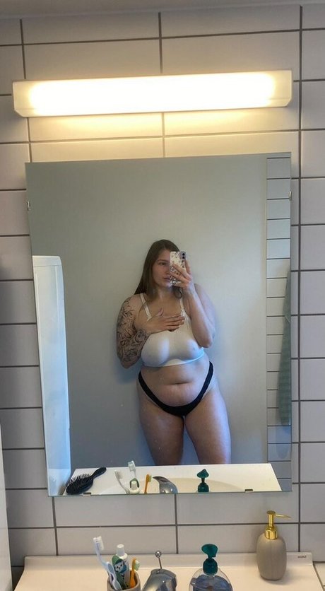 Nanna Frk bb nude actress archive