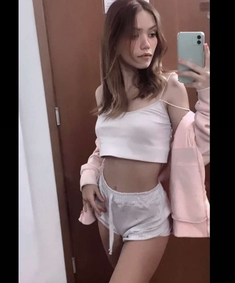 BiBlanc69 model xxx picture