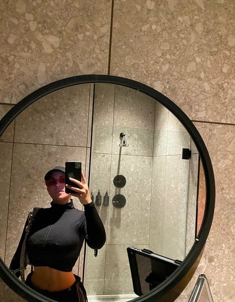 laurenpisciotta star top image