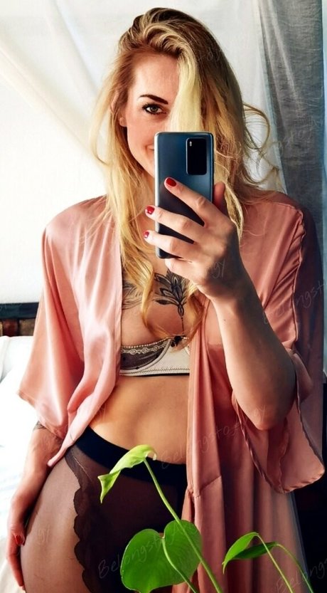 angysinxx model hot galleries