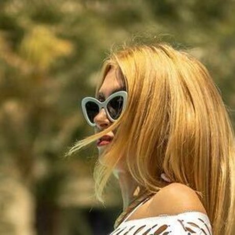 Andreea Balan star adult picture