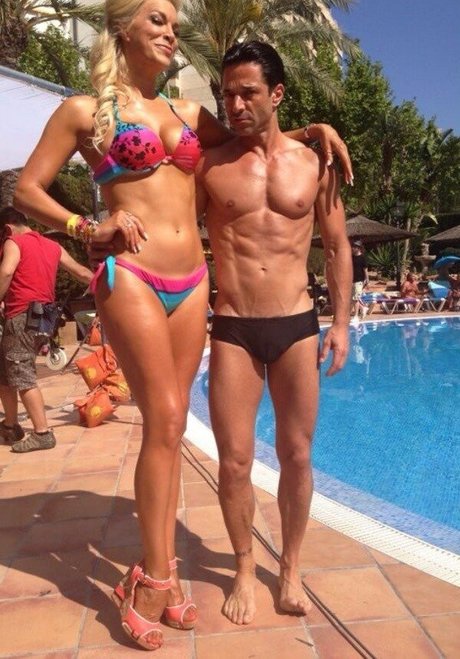 Hannah Waddingham Best Profile Photo