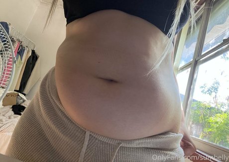 sumbelly naked star pictures