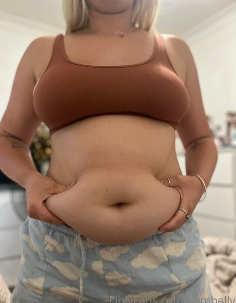 sumbelly nudes actress images