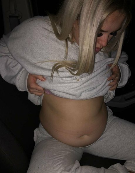 sumbelly nudes model pictures