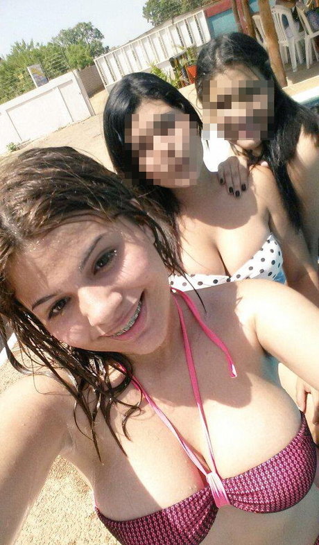 Maria Paola model sexy images