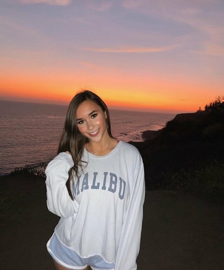 X a n t h e hot model photos