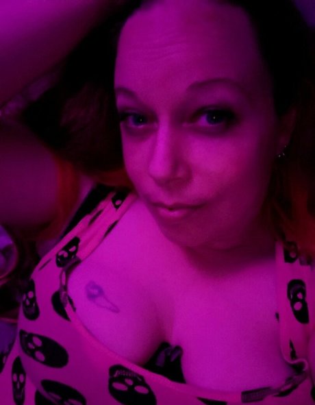 peek a boo u nude star pictures