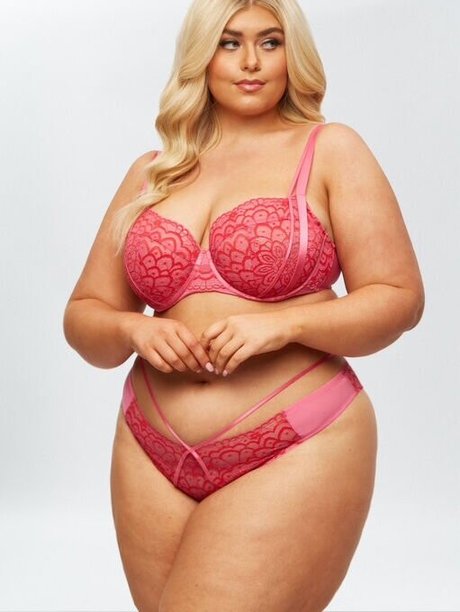 milf orgy onlyfans erotic gallery