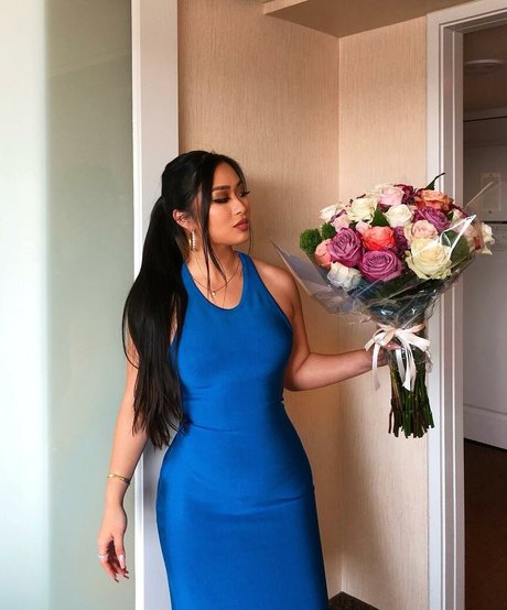 Sakura Nakamura star beautiful archive