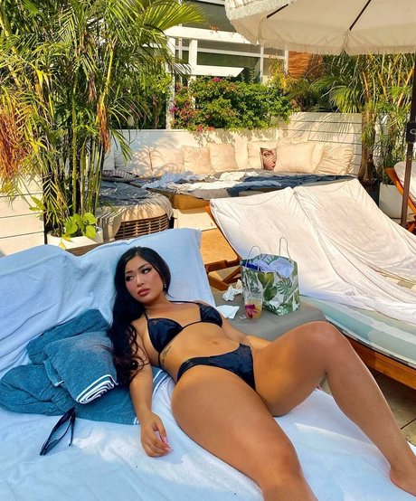 Sakura Nakamura model nude pictures