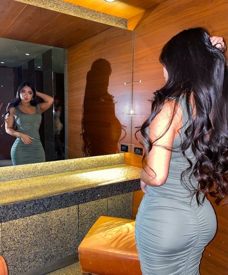 Sakura Nakamura porn model pictures