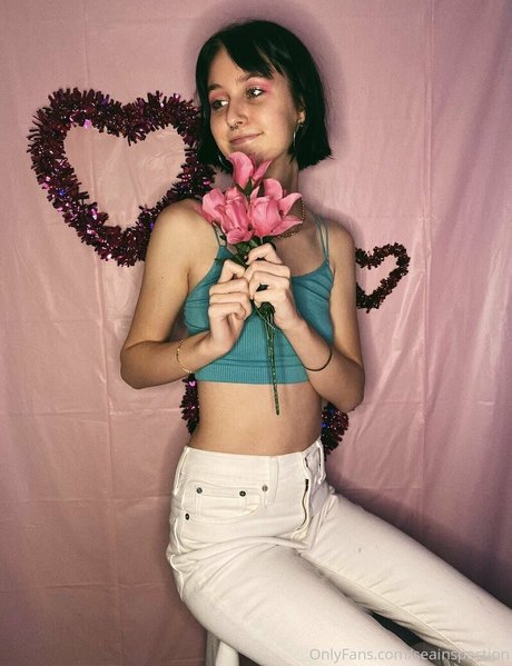 tiffanytee2 model top gallery