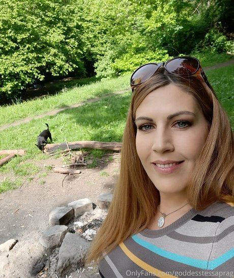 goddesstessaprag hot pornstar pics