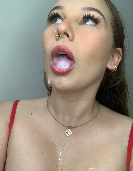 ellasfree naked actress photos