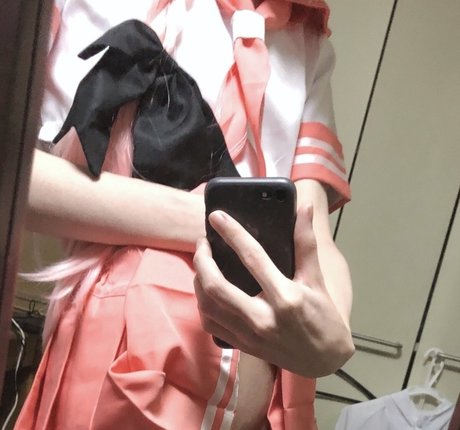 Finni081 art actress pic