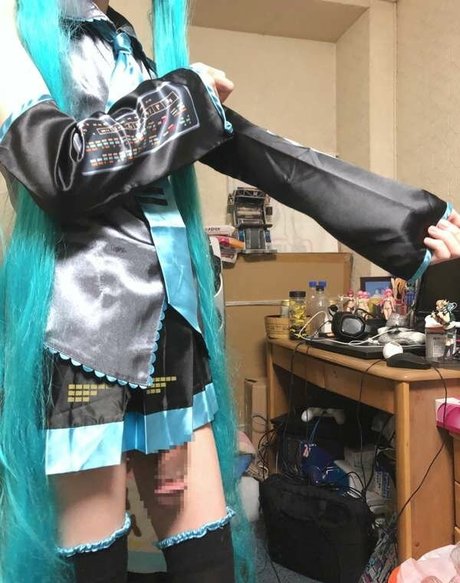 Finni081 pornographic star pic