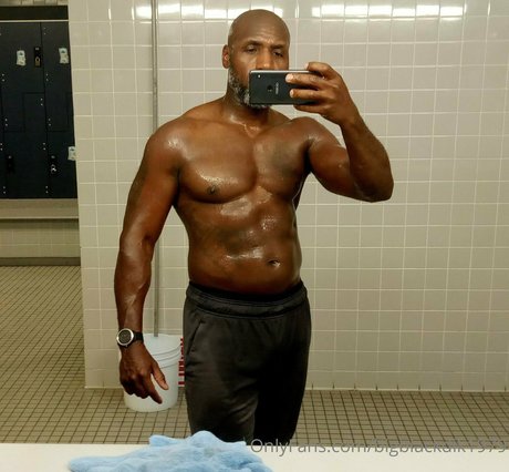 bigblackdik1979 model free archive